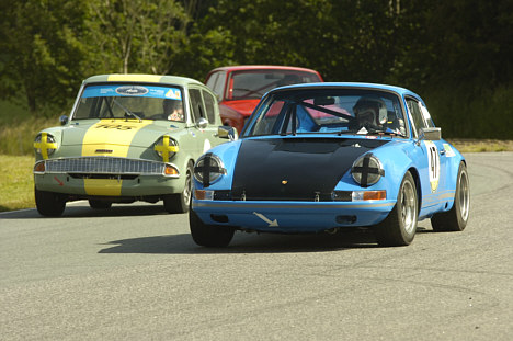 Det er biler som Ford Anglia, Porsche 911 og Volvo 142, man vil kunne opleve ved sæsonens første løb på Ring Djursland.
